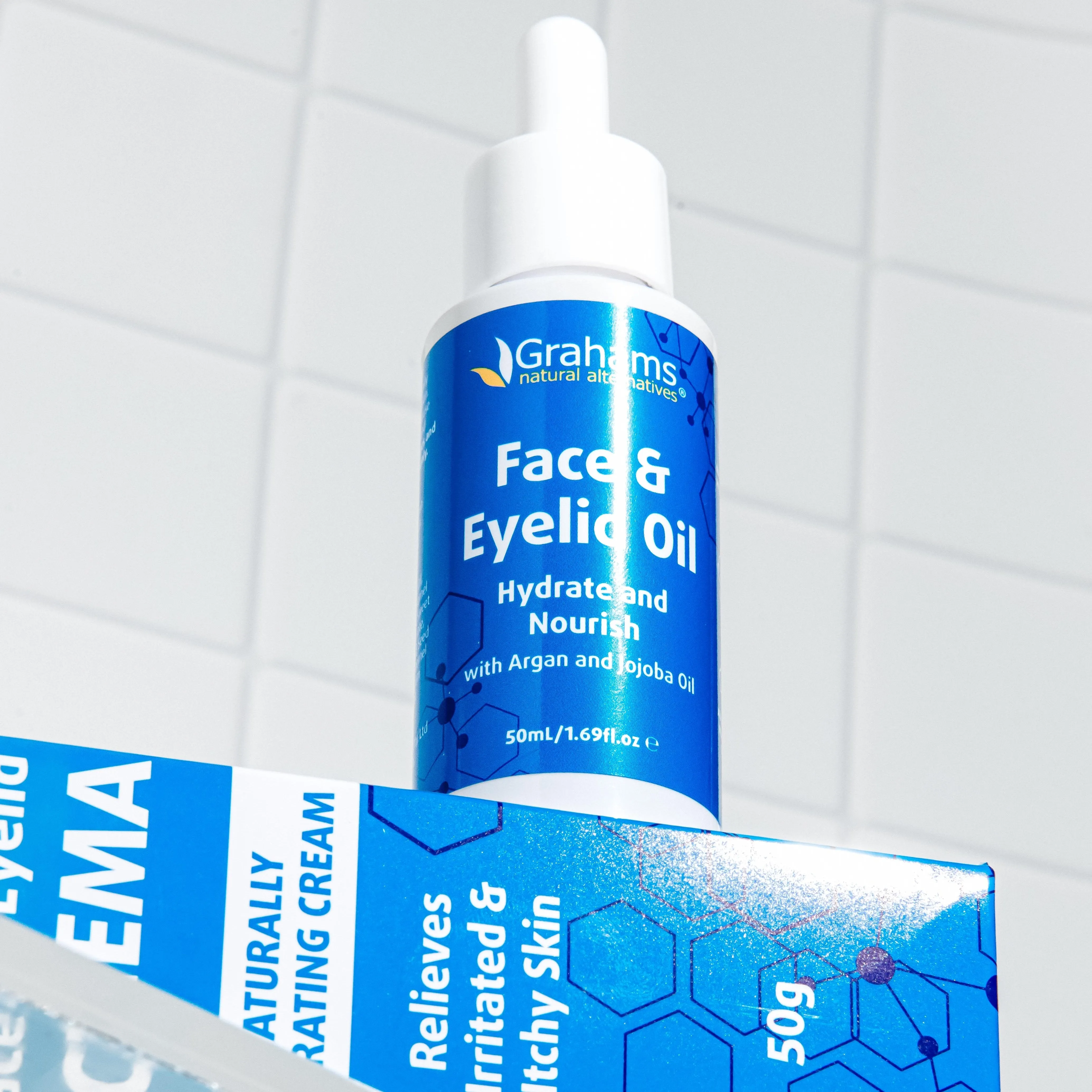 Face & Eyelid Oil